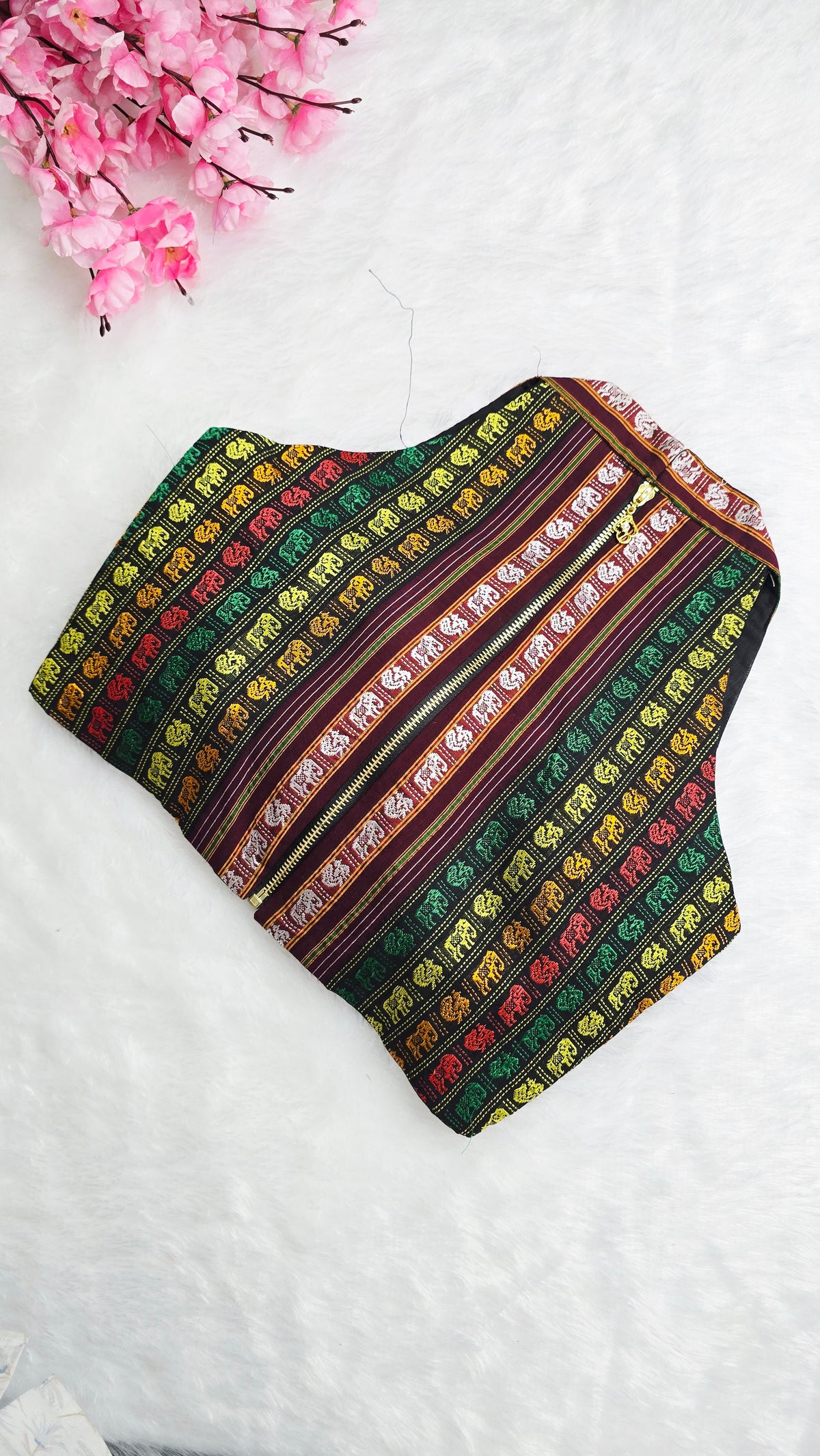 Halterneck Multicolour With Maroon Border