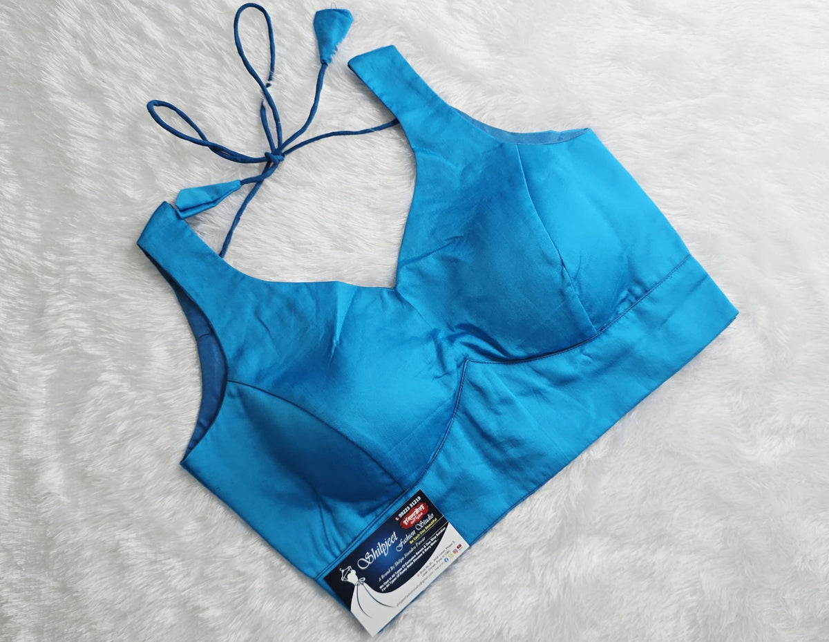 Sky Blue Leaf Neck