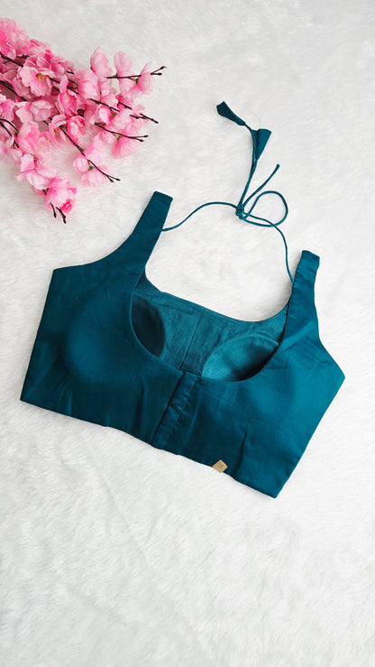 Rama Green U Neck